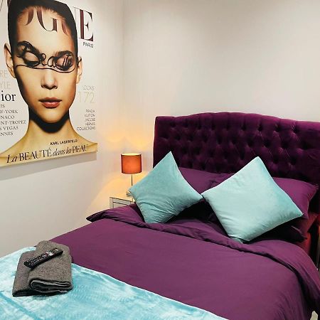 Salt Hill Windsor Legoland Eton Heathrow Luxury 2 Bed 1 Bath Free Parking Apartment สลาว ภายนอก รูปภาพ