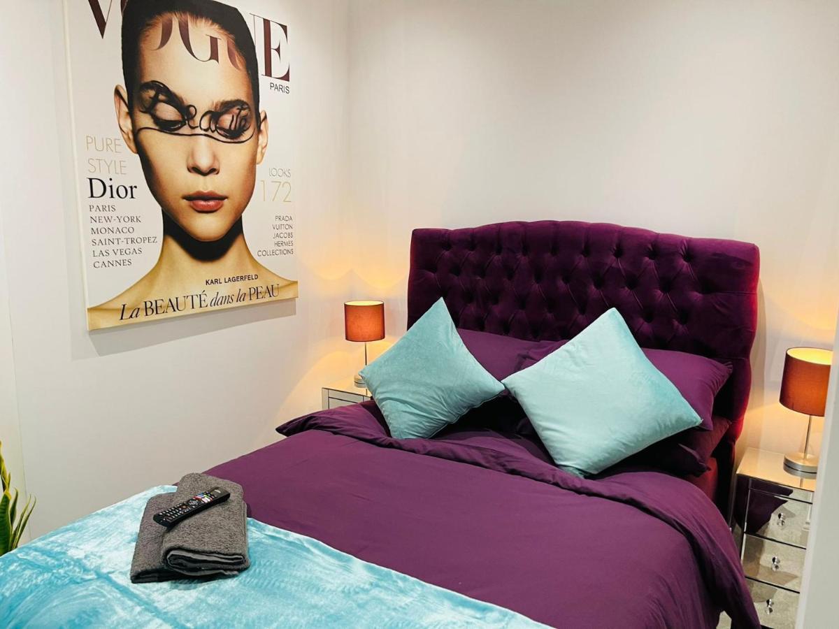 Salt Hill Windsor Legoland Eton Heathrow Luxury 2 Bed 1 Bath Free Parking Apartment สลาว ภายนอก รูปภาพ